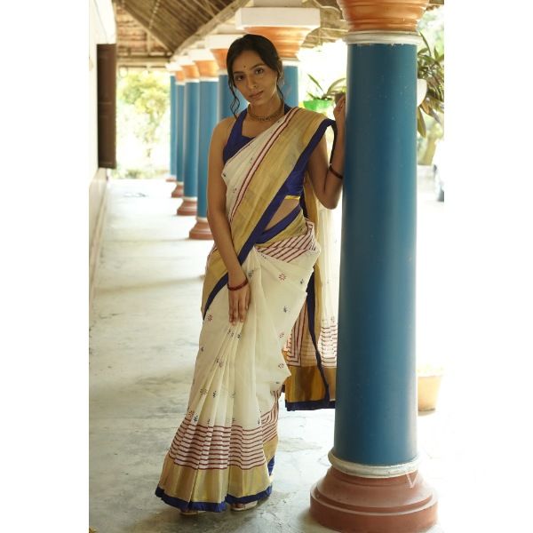 KERALA KASAVU - POO THUMBI -LINES
