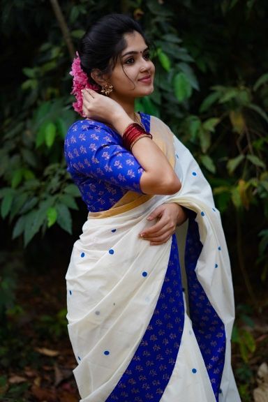KERALA SAREE - MANOHARI - BLUE KASAVU