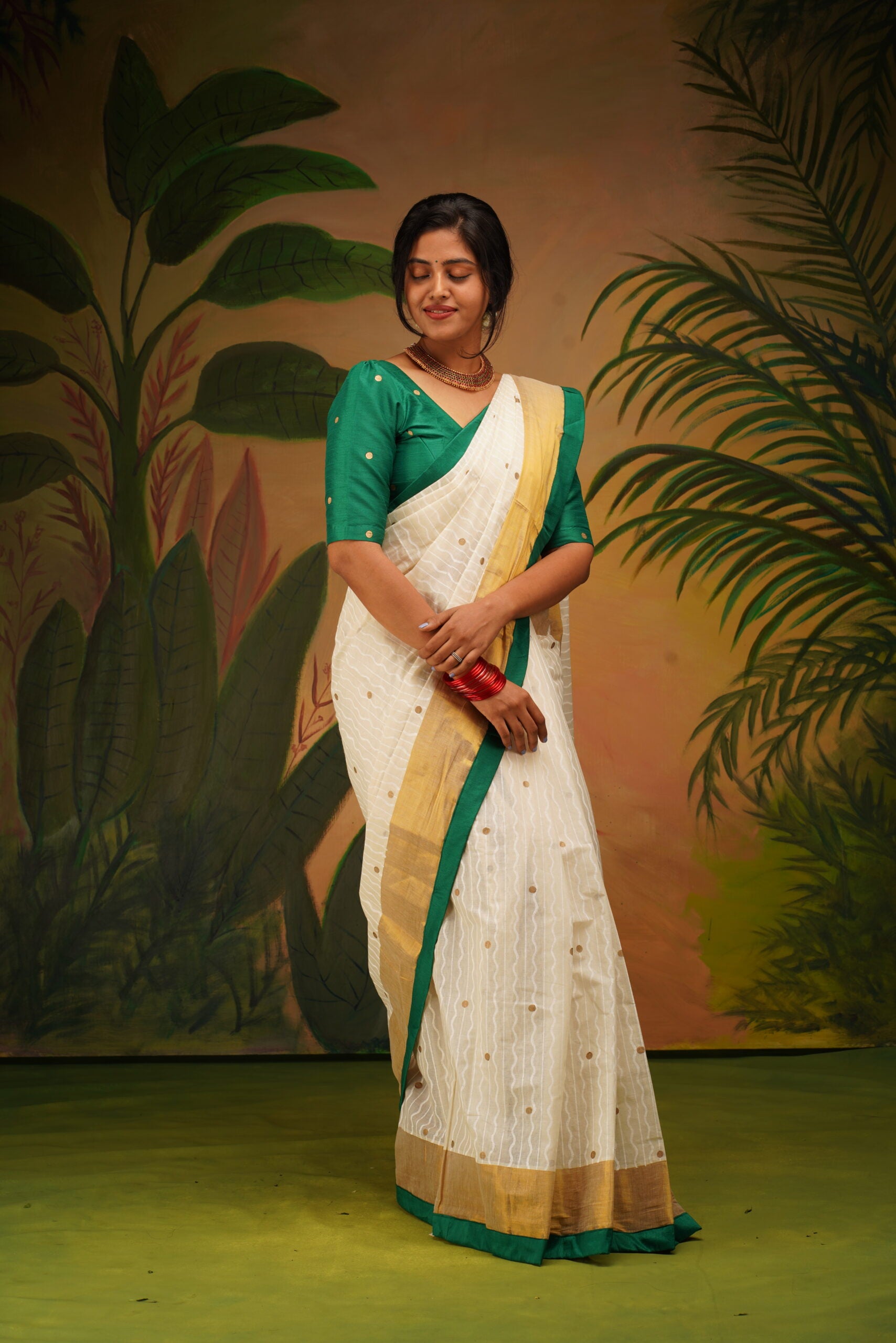 KERALA KASAVU - GREEN AND GOLD