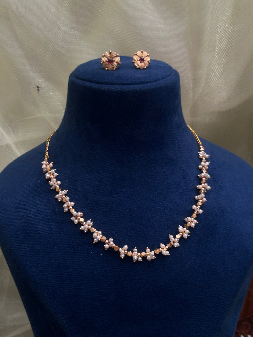 NECKALCE SET - TEJASVI - PEARL GOLD