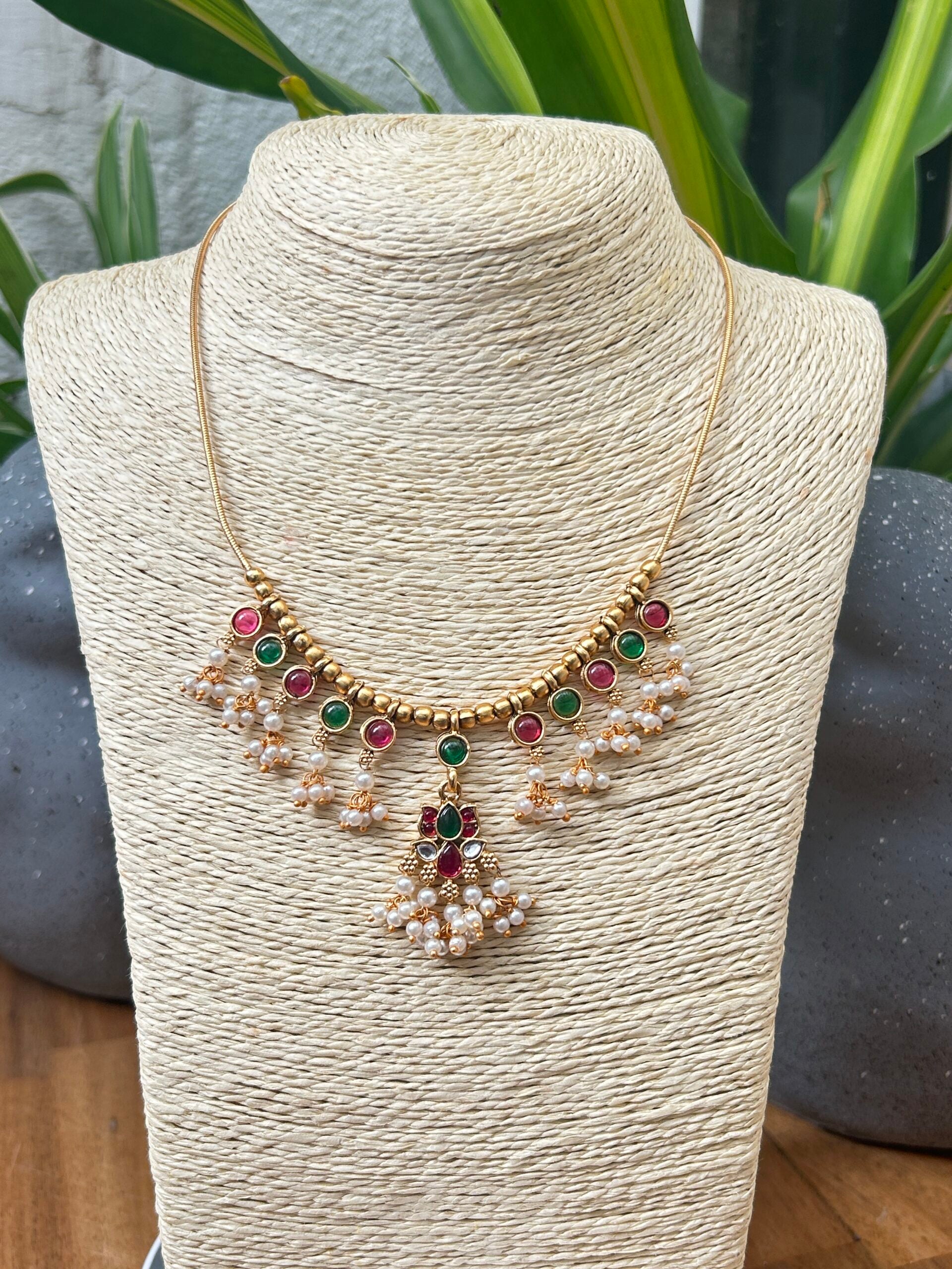 NECKLACE SET - PEARL DROPS