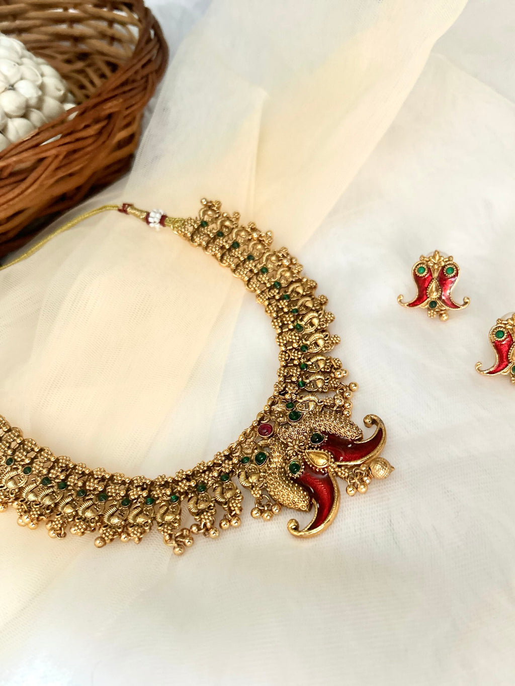 PONNUSE – NECKLACE SET– LAKSHMI GREEN HERITAGE