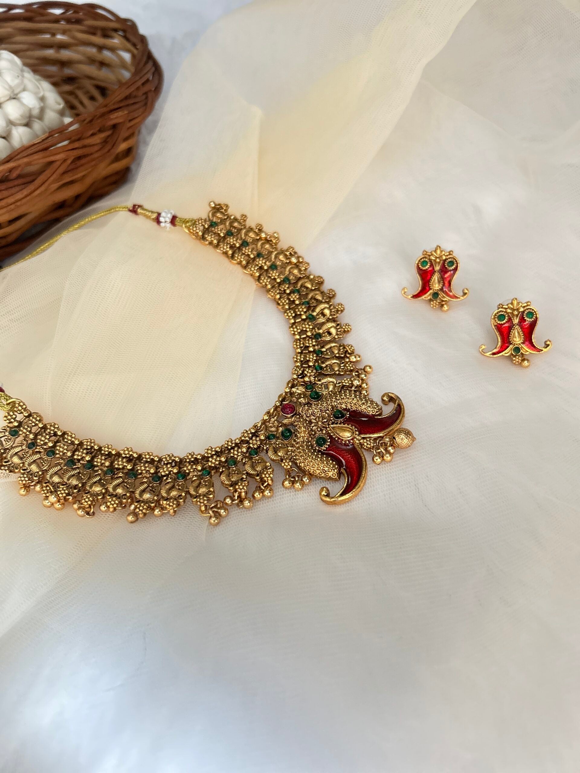 PONNUSE – NECKLACE SET– LAKSHMI GREEN HERITAGE