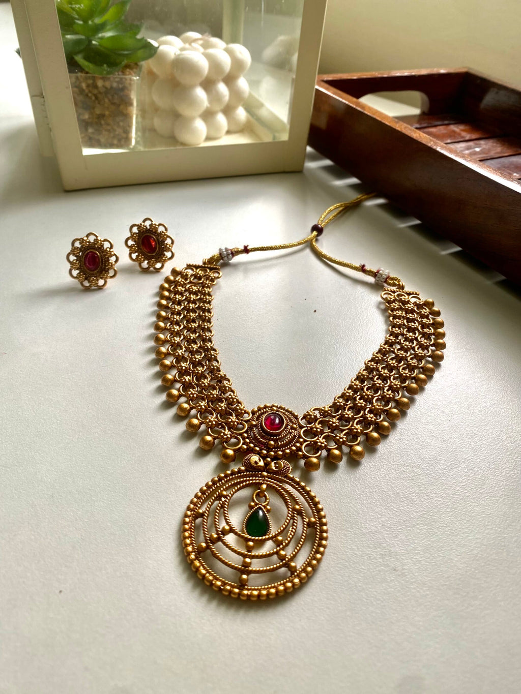 NECKLACE SET - RED AND GREEN
