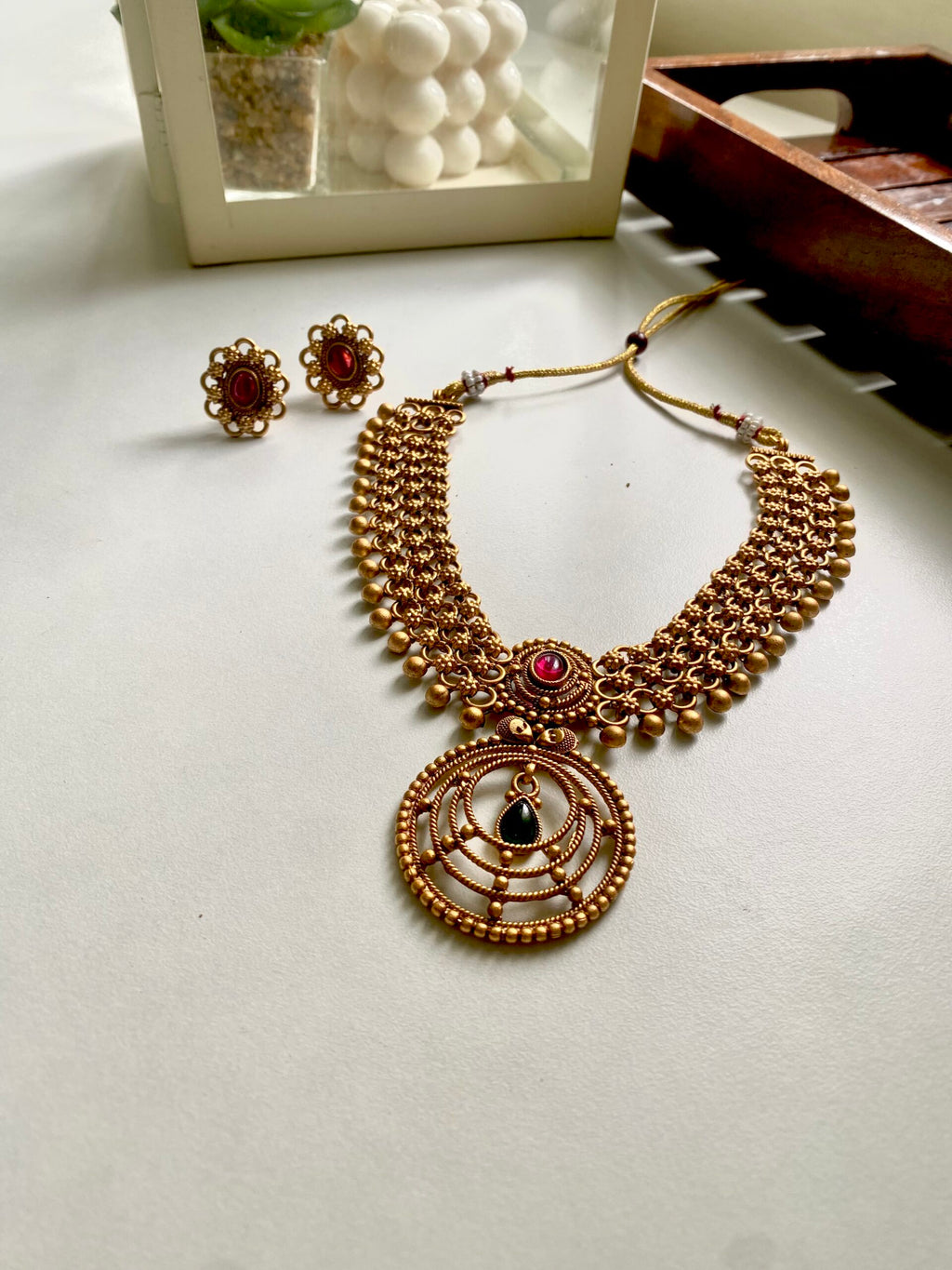NECKLACE SET - RED AND GREEN