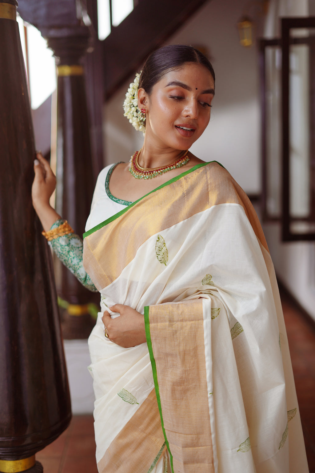 KERALA SAREE -VAZHAYILA - PLAINTAIN LEAF