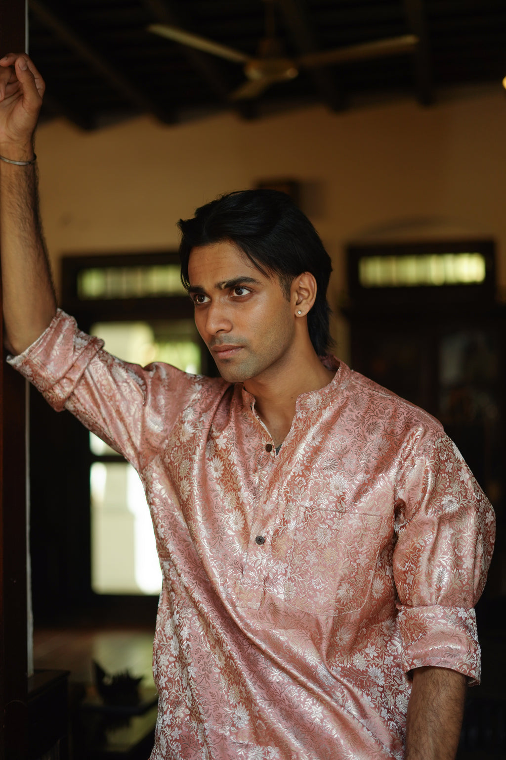 SHORT KURTA BENARAS BROCADE