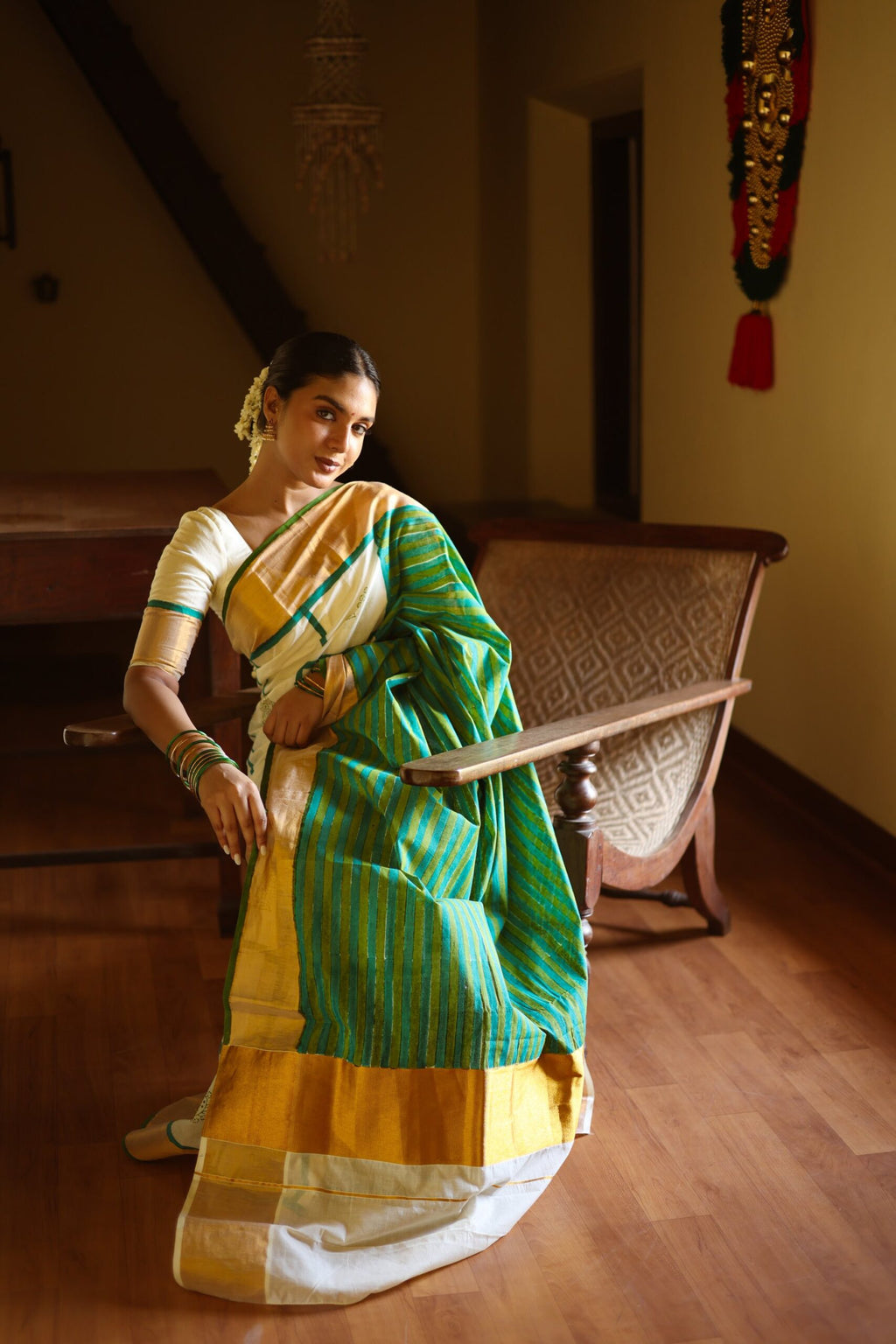 PONNUSE – KERALA KASAVU – Pachathiri