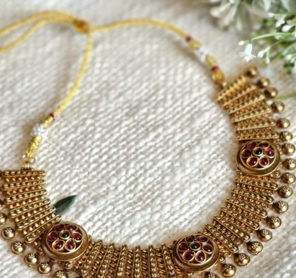 CHANDAM – ചന്ദം – GOLDEN PALETTE