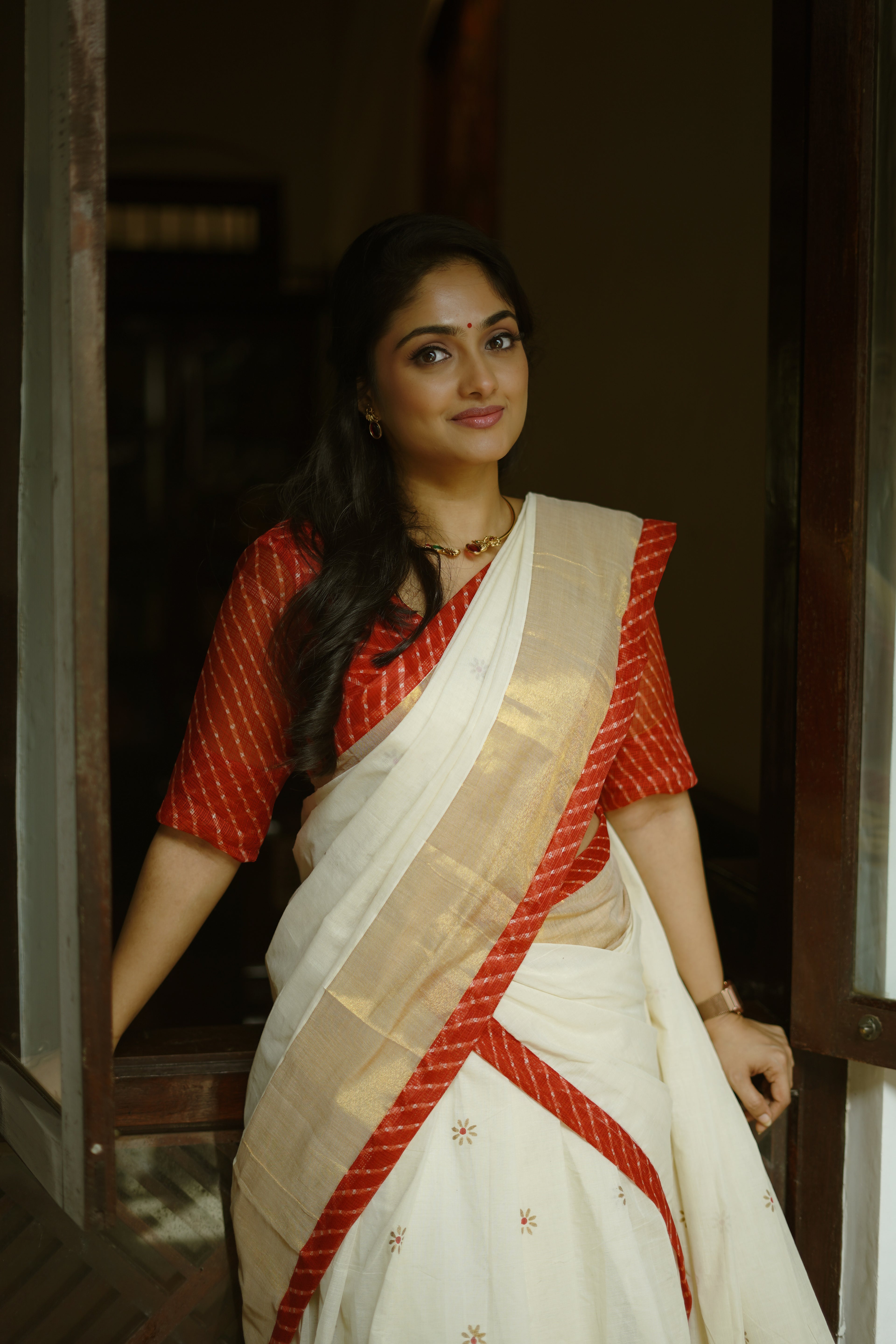 KERALA KASAVU - LEHRIYA RED DHAVANI