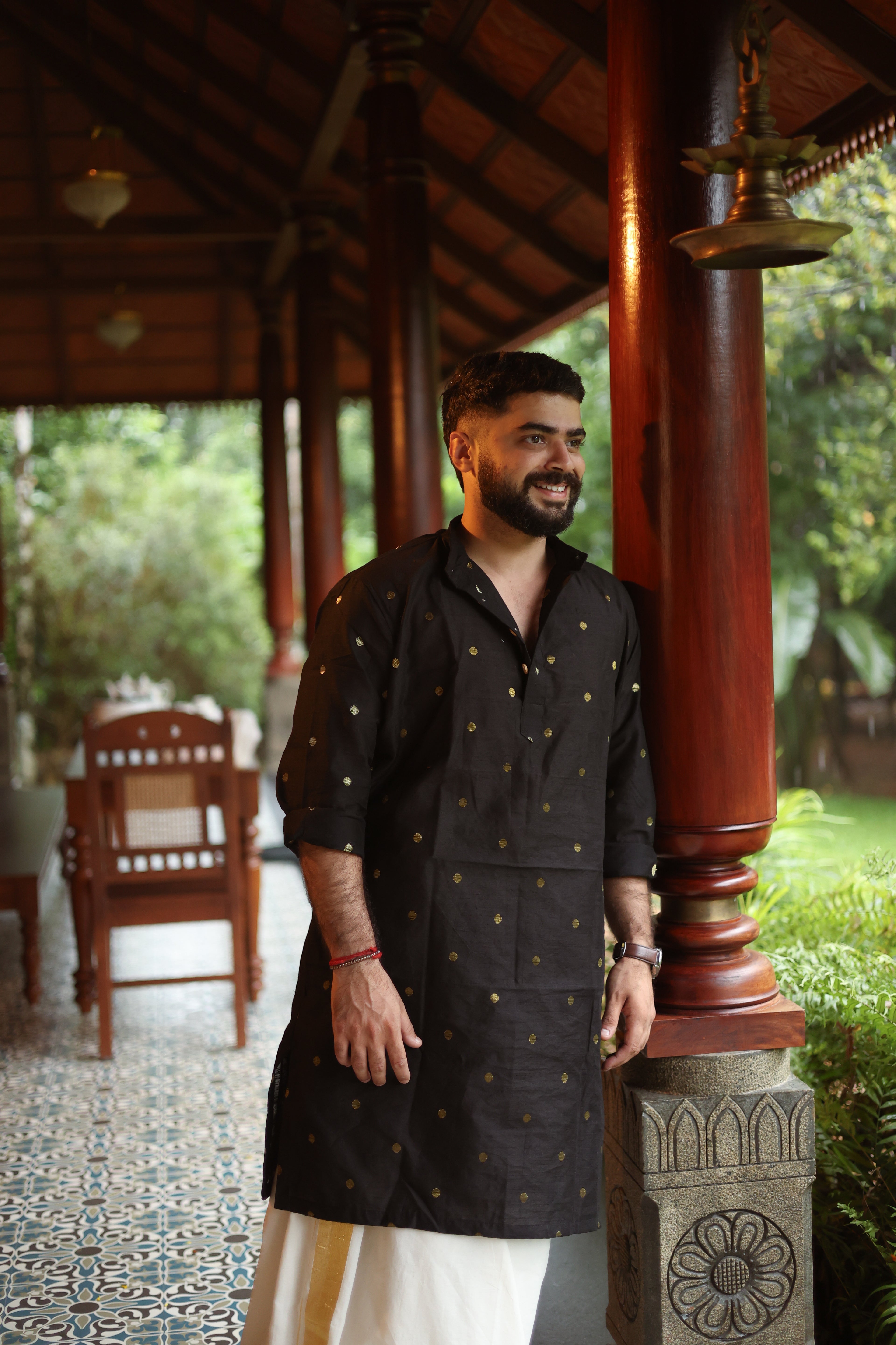 MENS -  KURTA SEMI RAW SILK - SHORT BUTTI