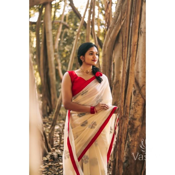 KERALA KASAVU - APSARAS - SILVER FLORAL