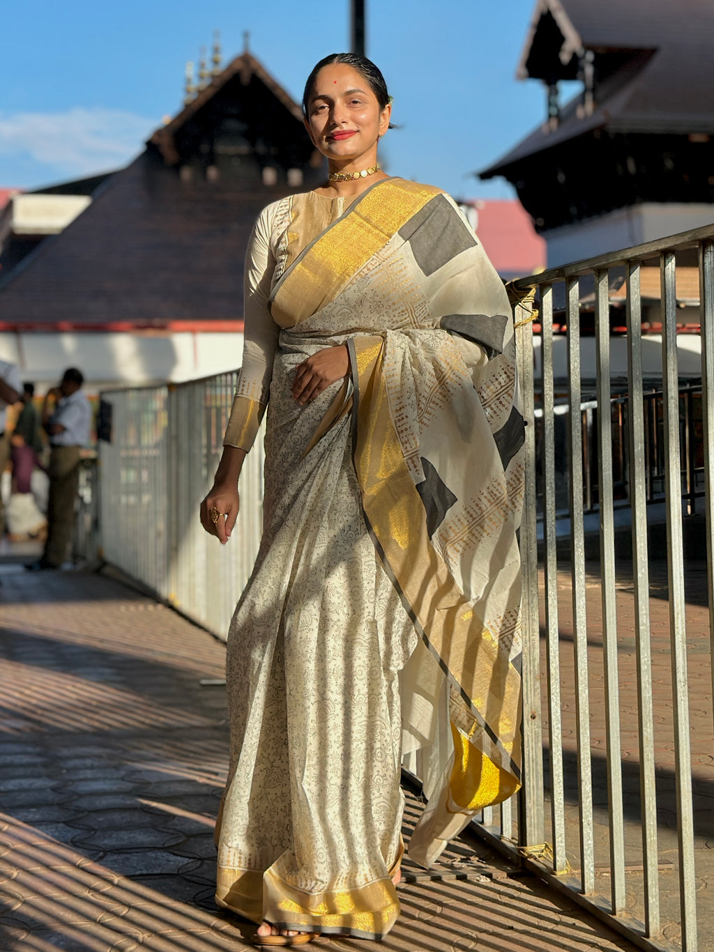 KERALA KASAVU - ANSWARAM - FLORAL