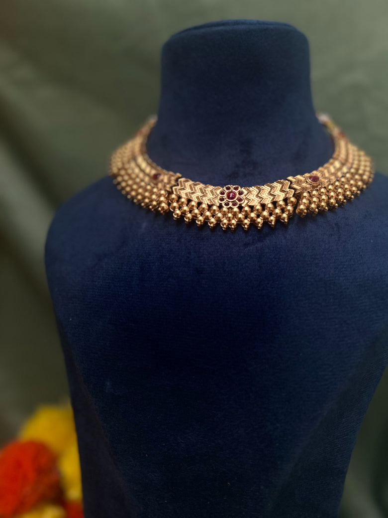 NECKLACE SET - FLORAL NECKLACE
