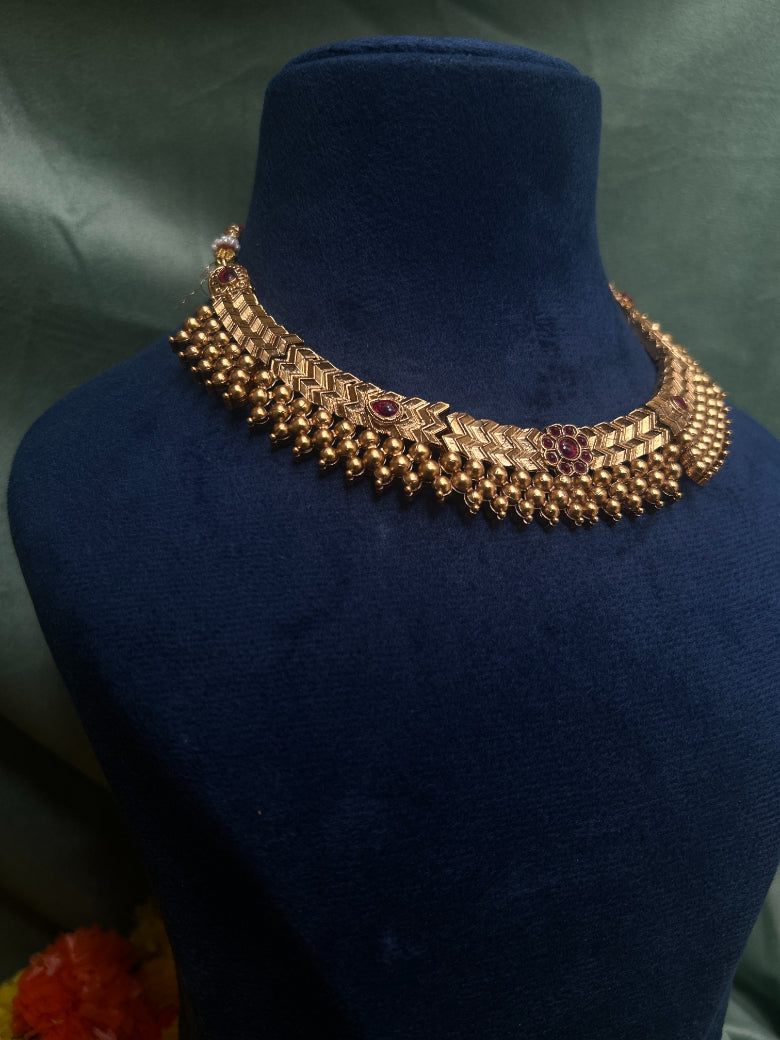NECKLACE SET - FLORAL NECKLACE