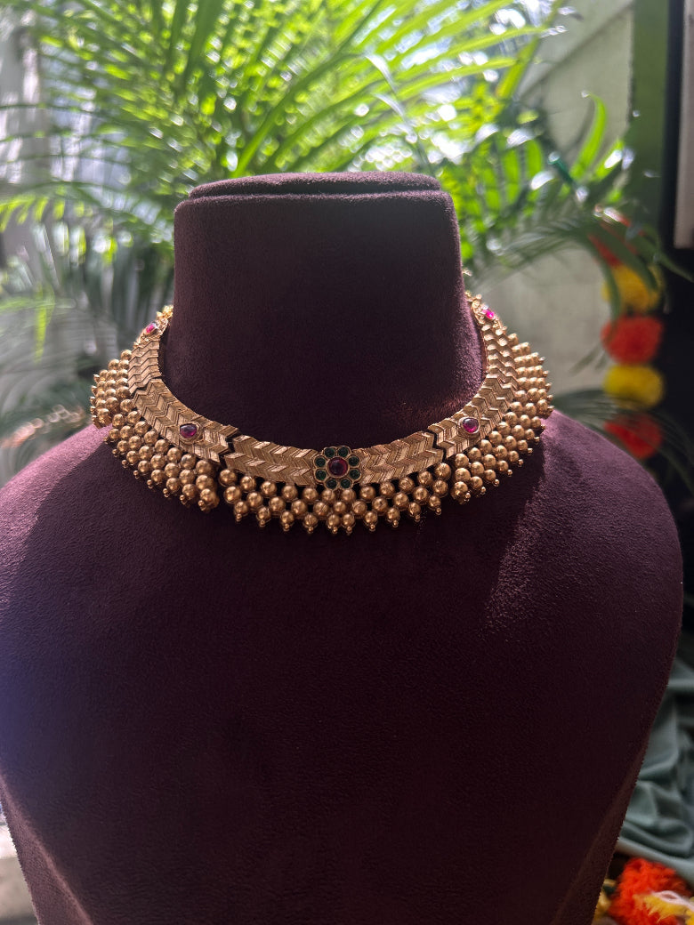 Varsha- Floral Red-Green Necklace