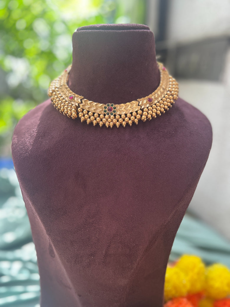 Varsha- Floral Red-Green Necklace