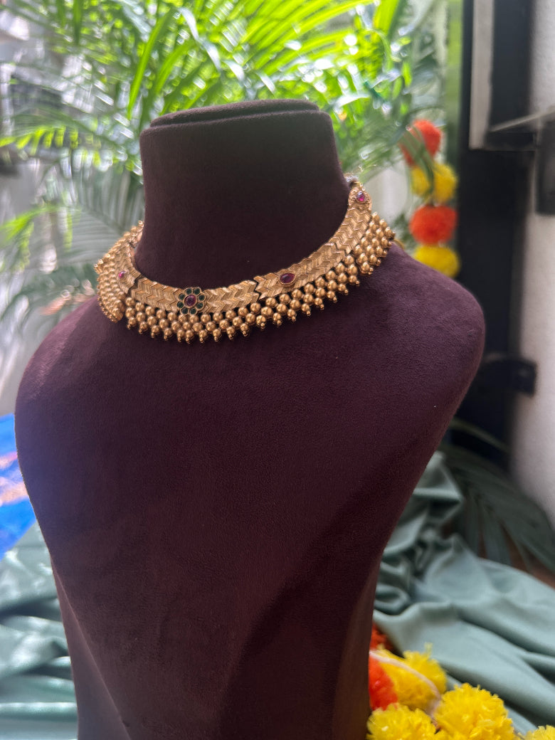 Varsha- Floral Red-Green Necklace