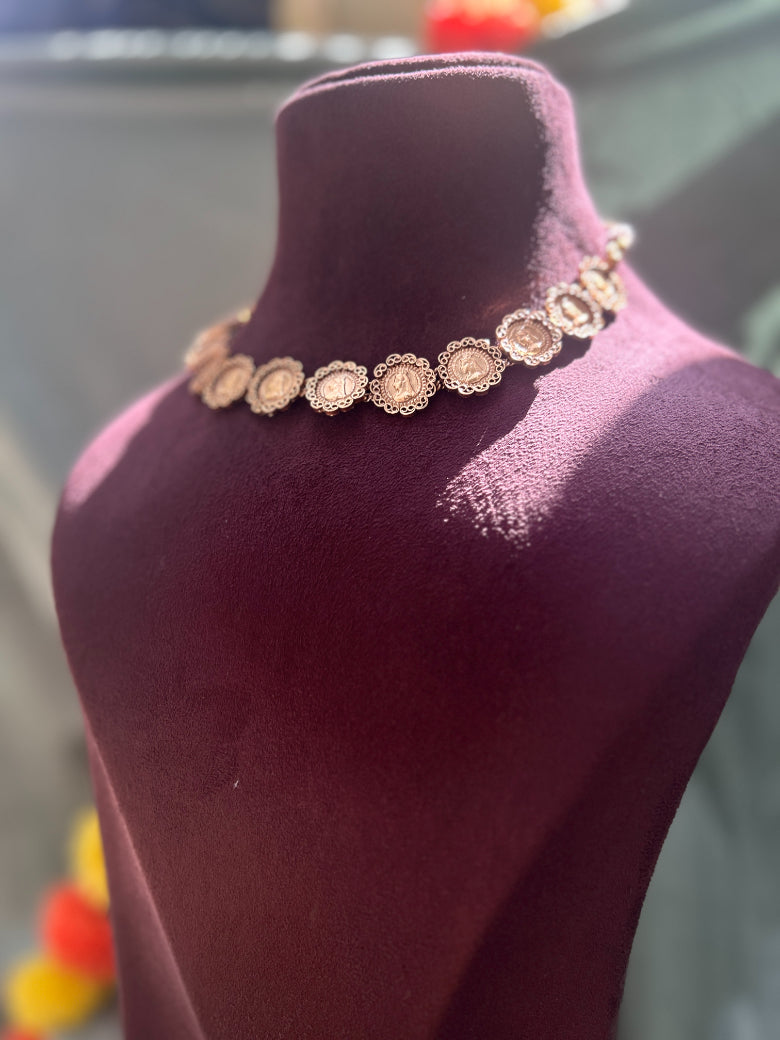NECKLACE SET -  QUEEN. COIN NECKLACE