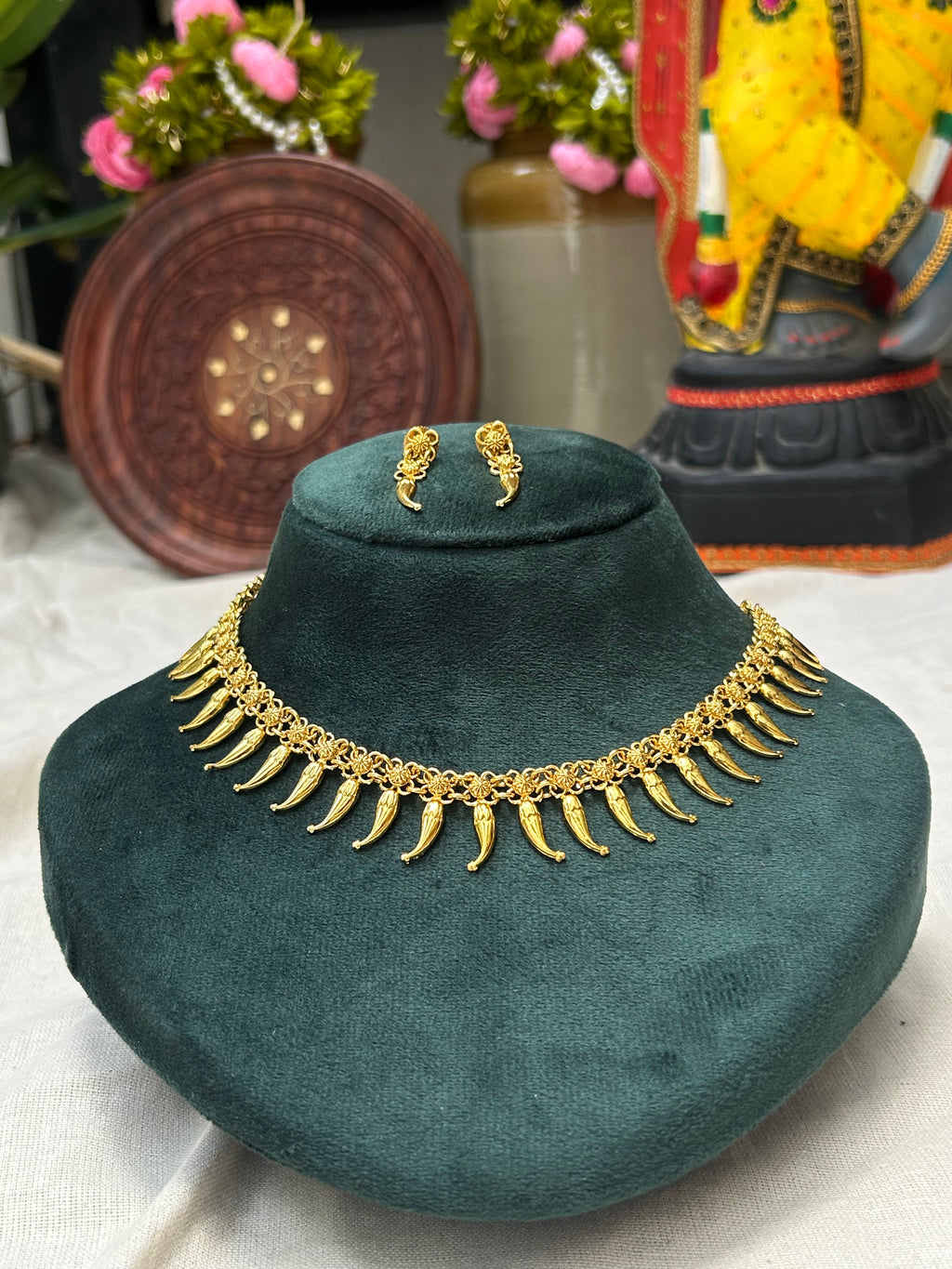 NECKLACE SET - PULINAGAM