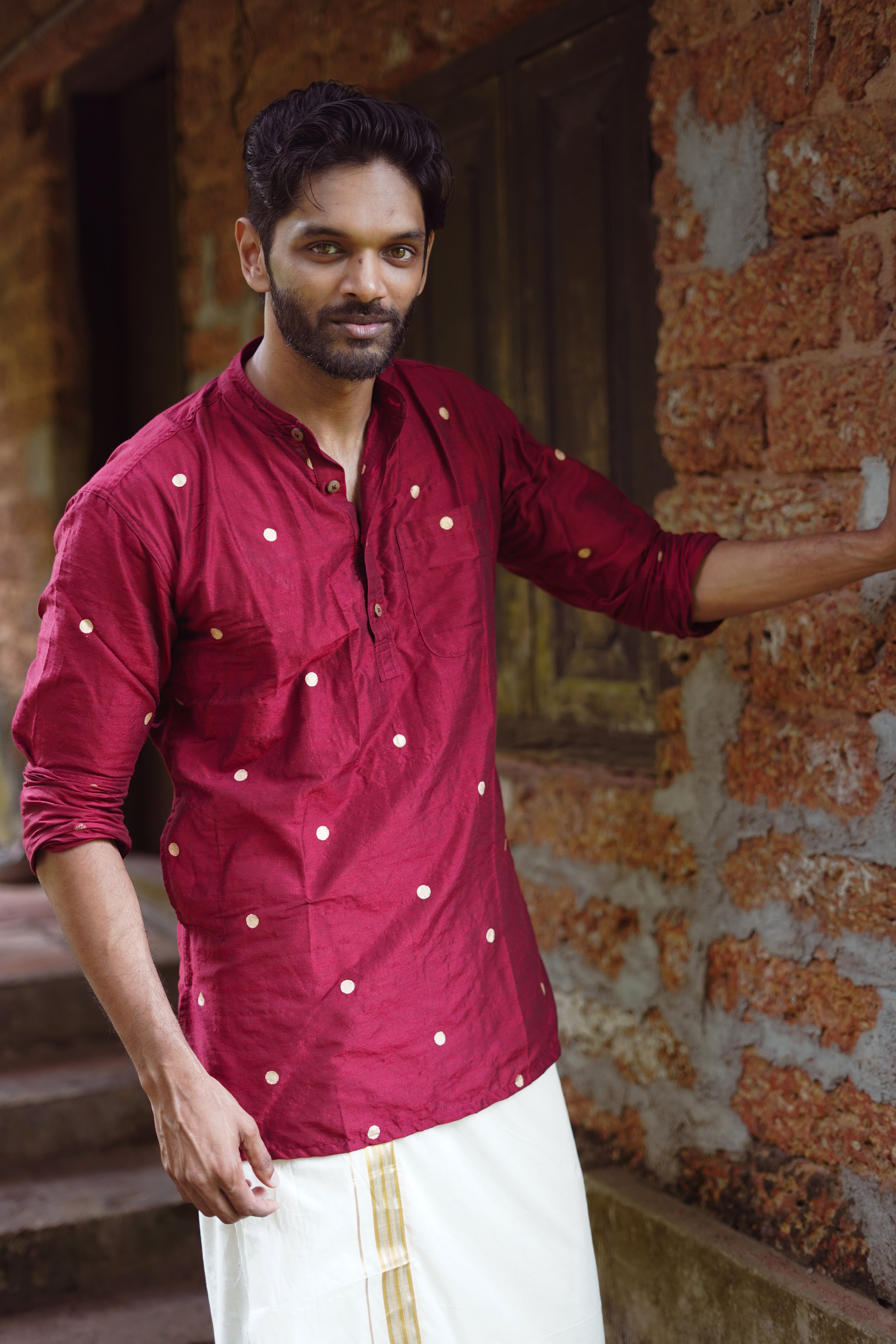 MENS SHORT KURTA - MAROON