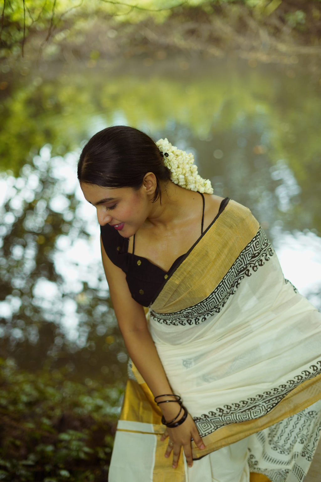 KERALA SAREE - GEOMETRIC BLACK