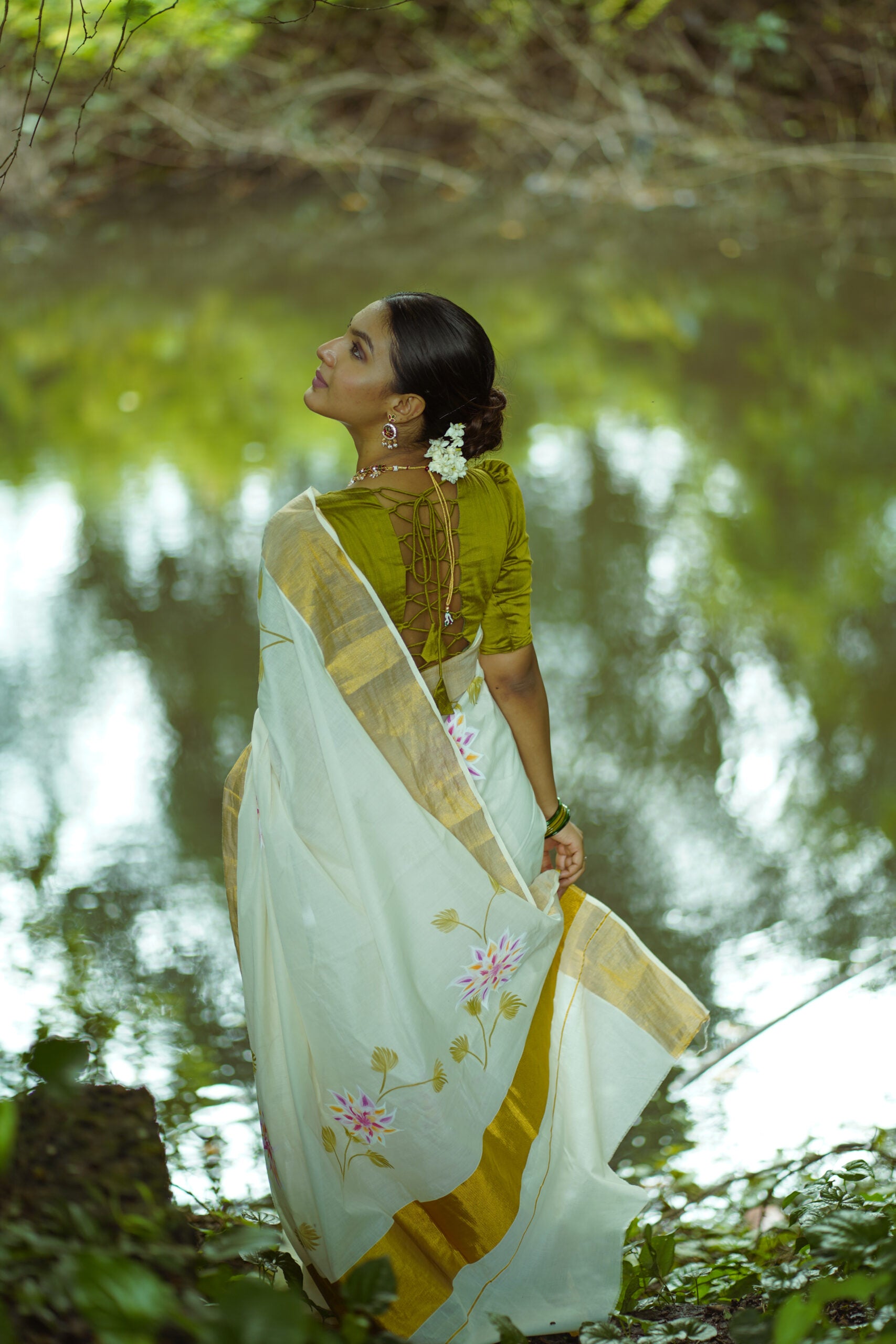 KERALA SAREE -  HAND PAINT FLOWER