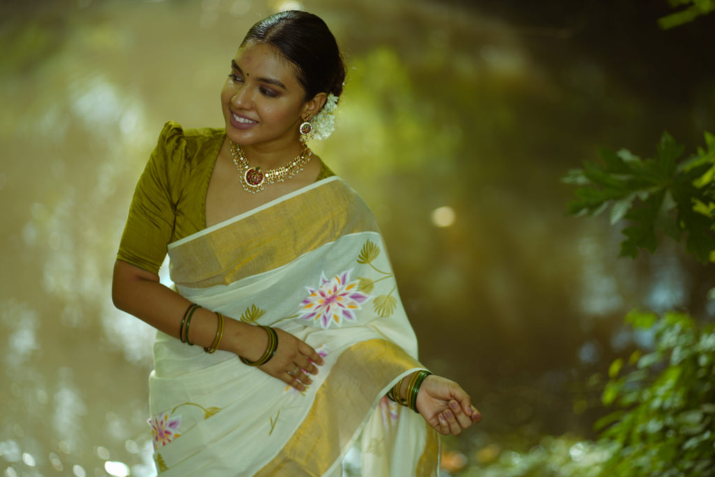 KERALA SAREE -  HAND PAINT FLOWER