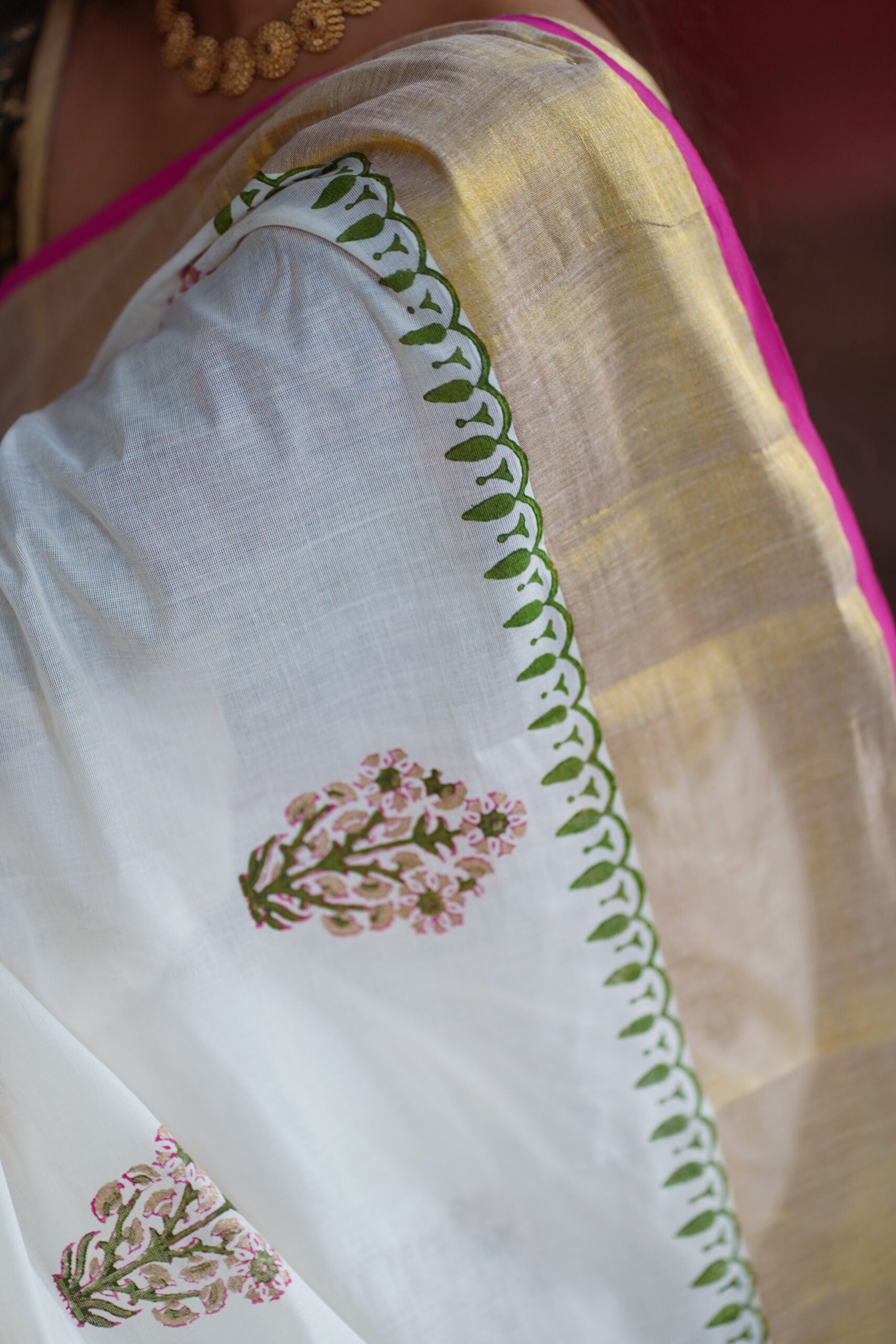 KERALA SAREE - FLOWER