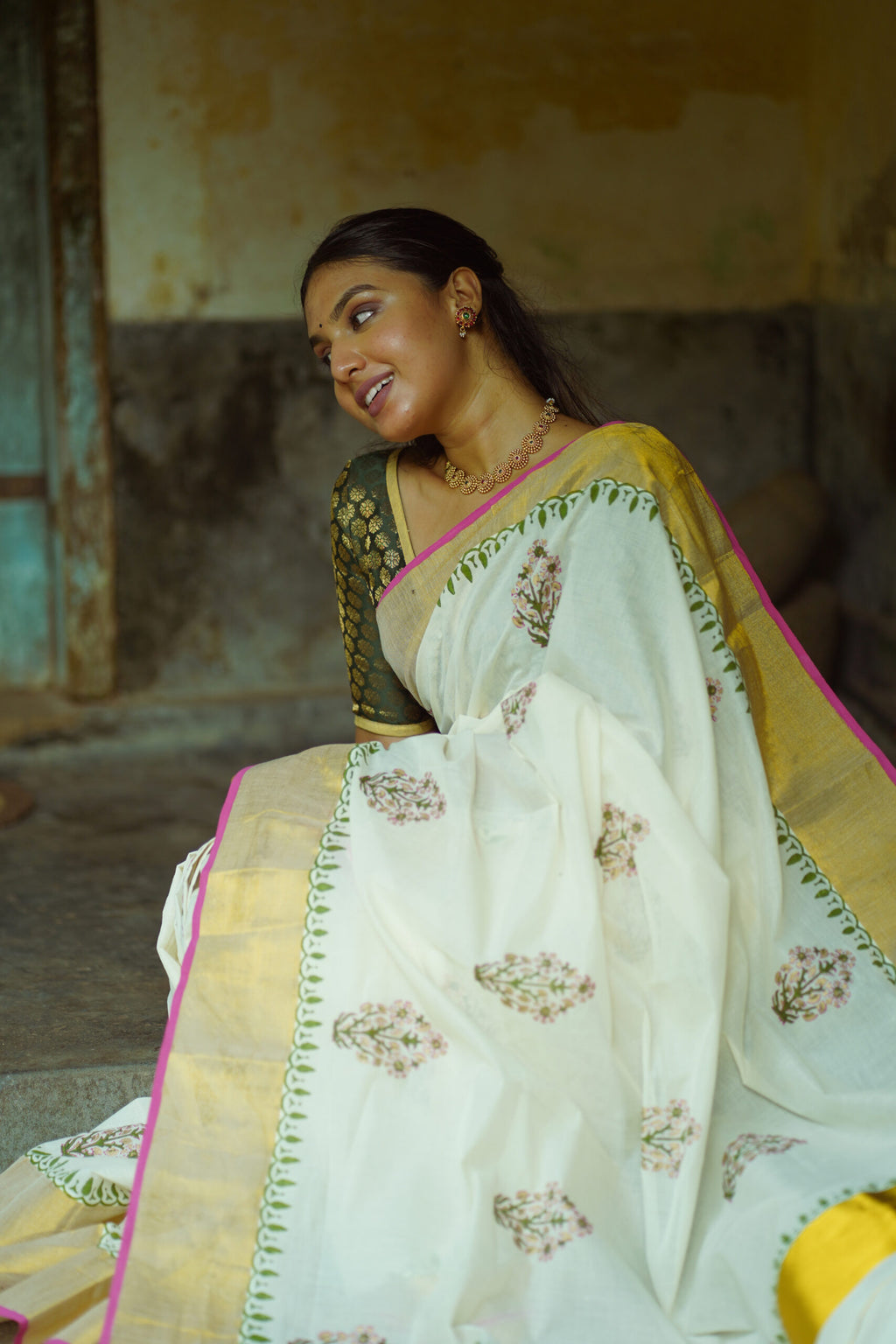 KERALA SAREE - FLOWER