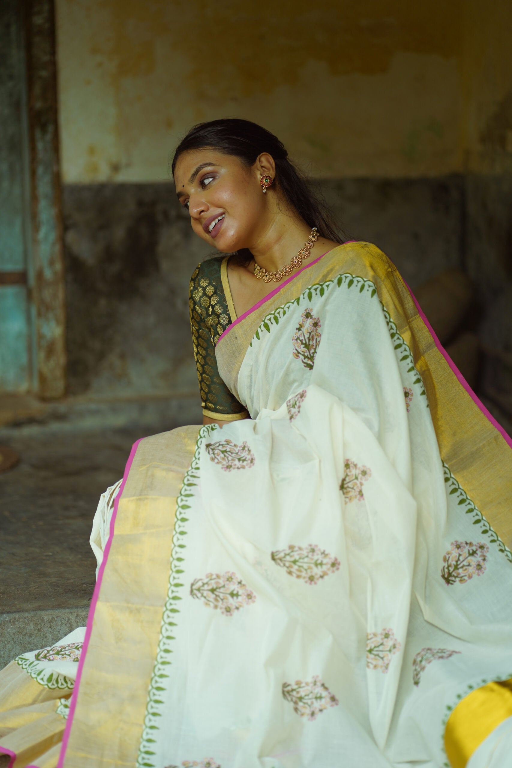 KERALA SAREE - FLOWER