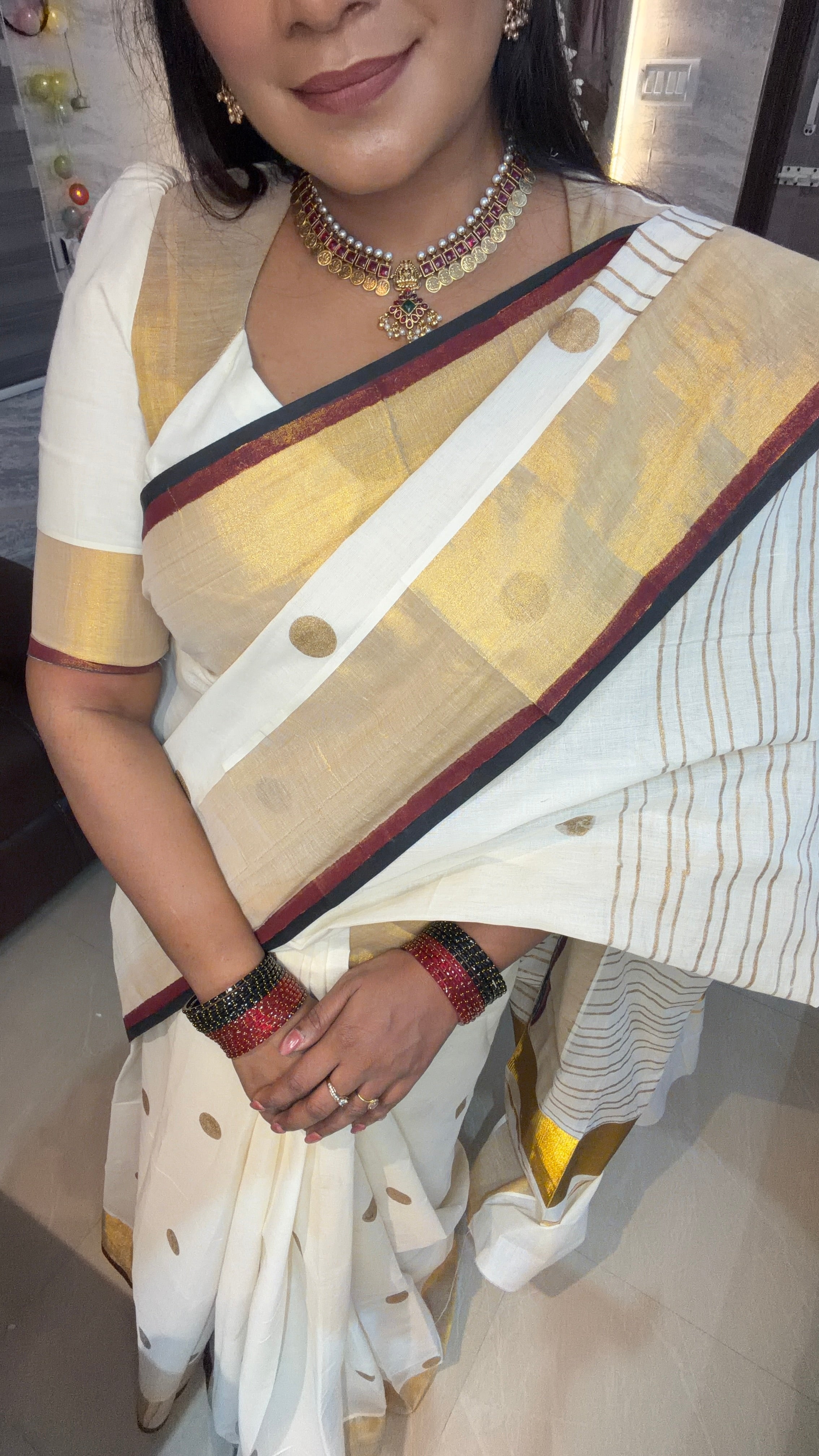 KERALA KASAVU - APSARAS - POLKA