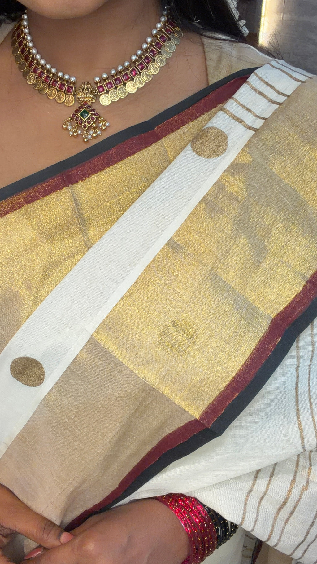 KERALA KASAVU - APSARAS - POLKA