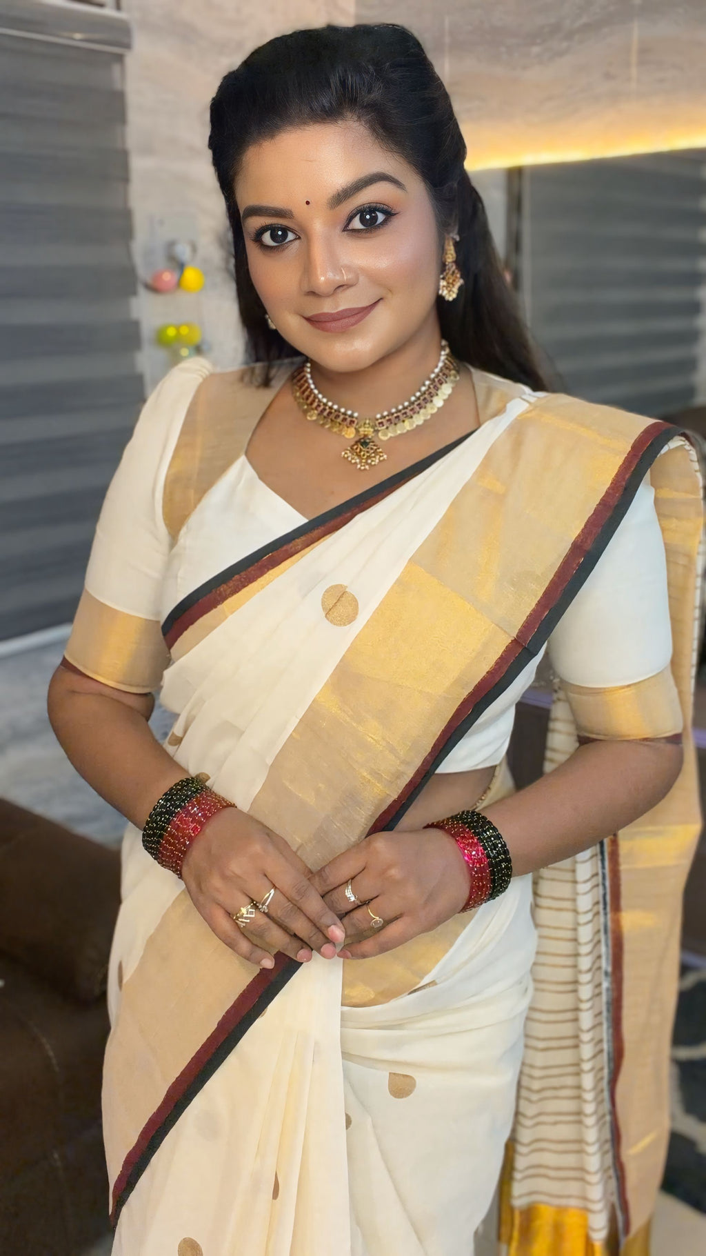 KERALA KASAVU - APSARAS - POLKA