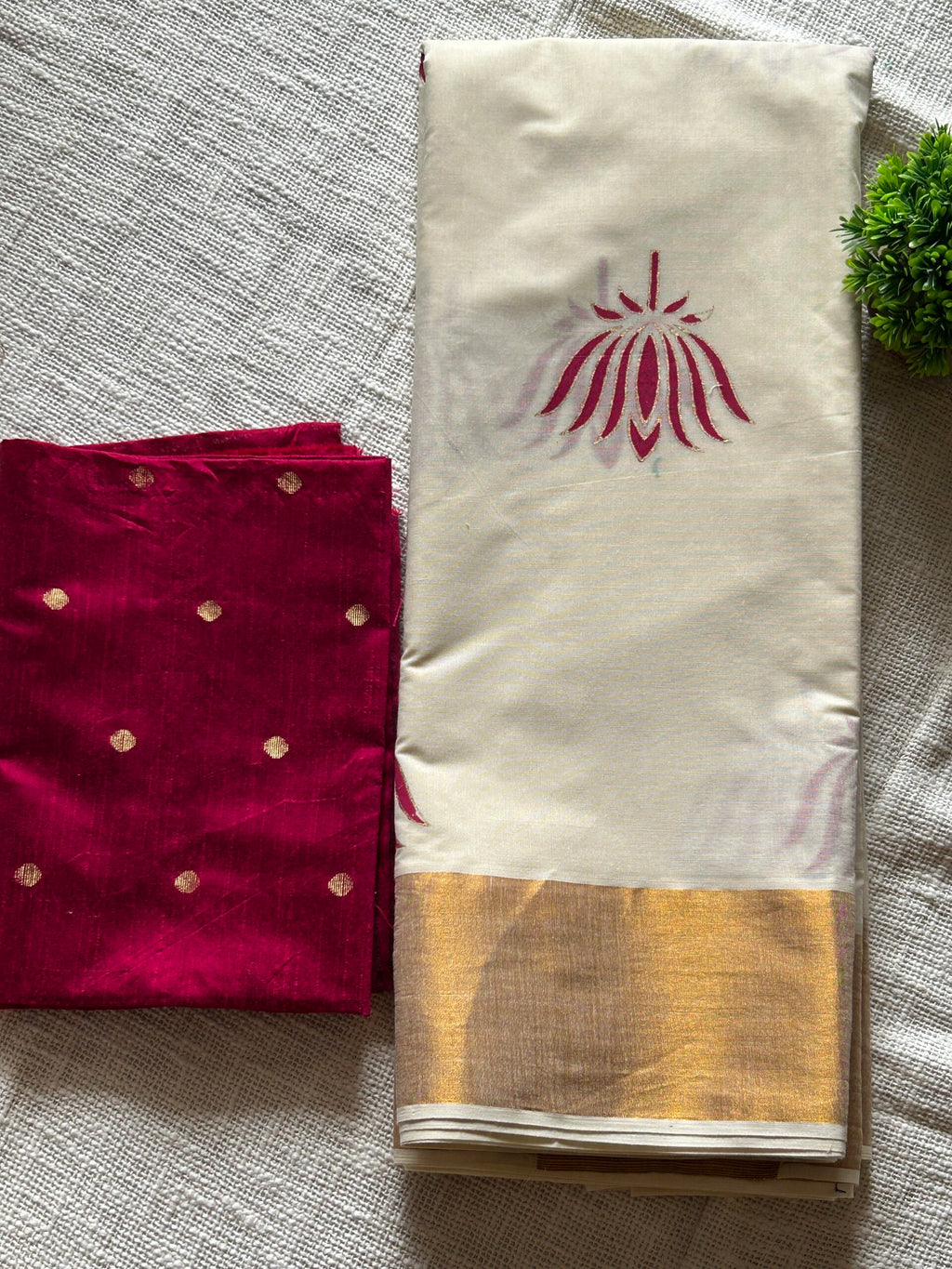 KERALA SAREE - THAMARRA