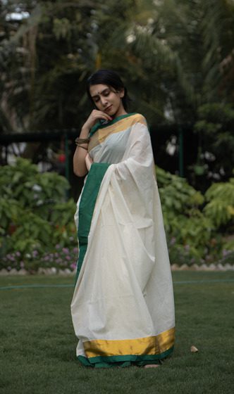 KERALA KASAVU - MANTHIRA - GANGA JAMUNA GREEN