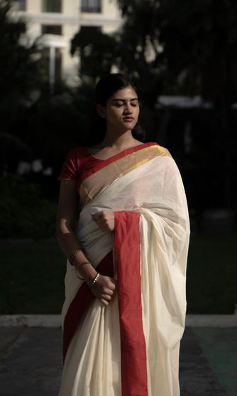 KERALA KASAVU - MANTHIRA - GANGA JAMUNA RED