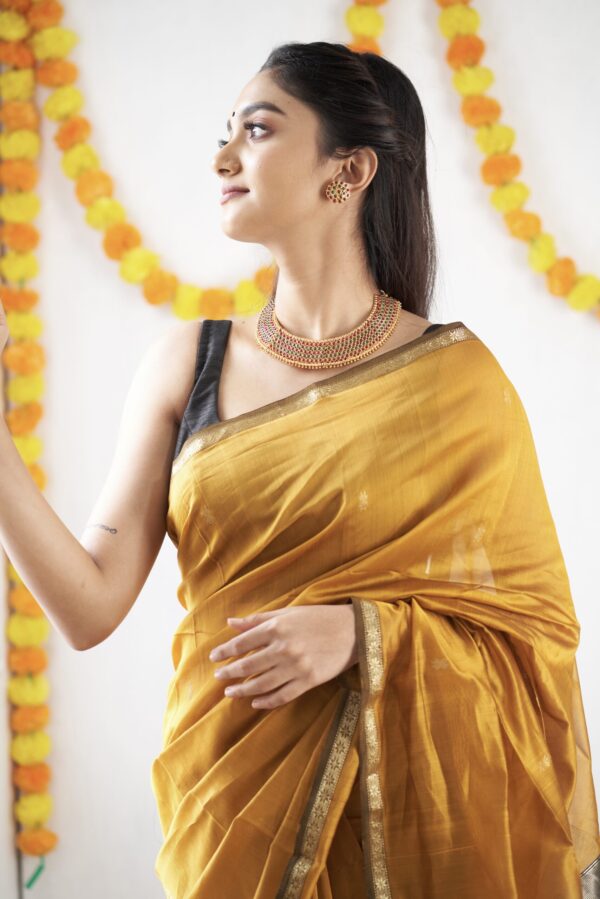 NECKLACE SET - NIHARIKA - RED AND GREEN
