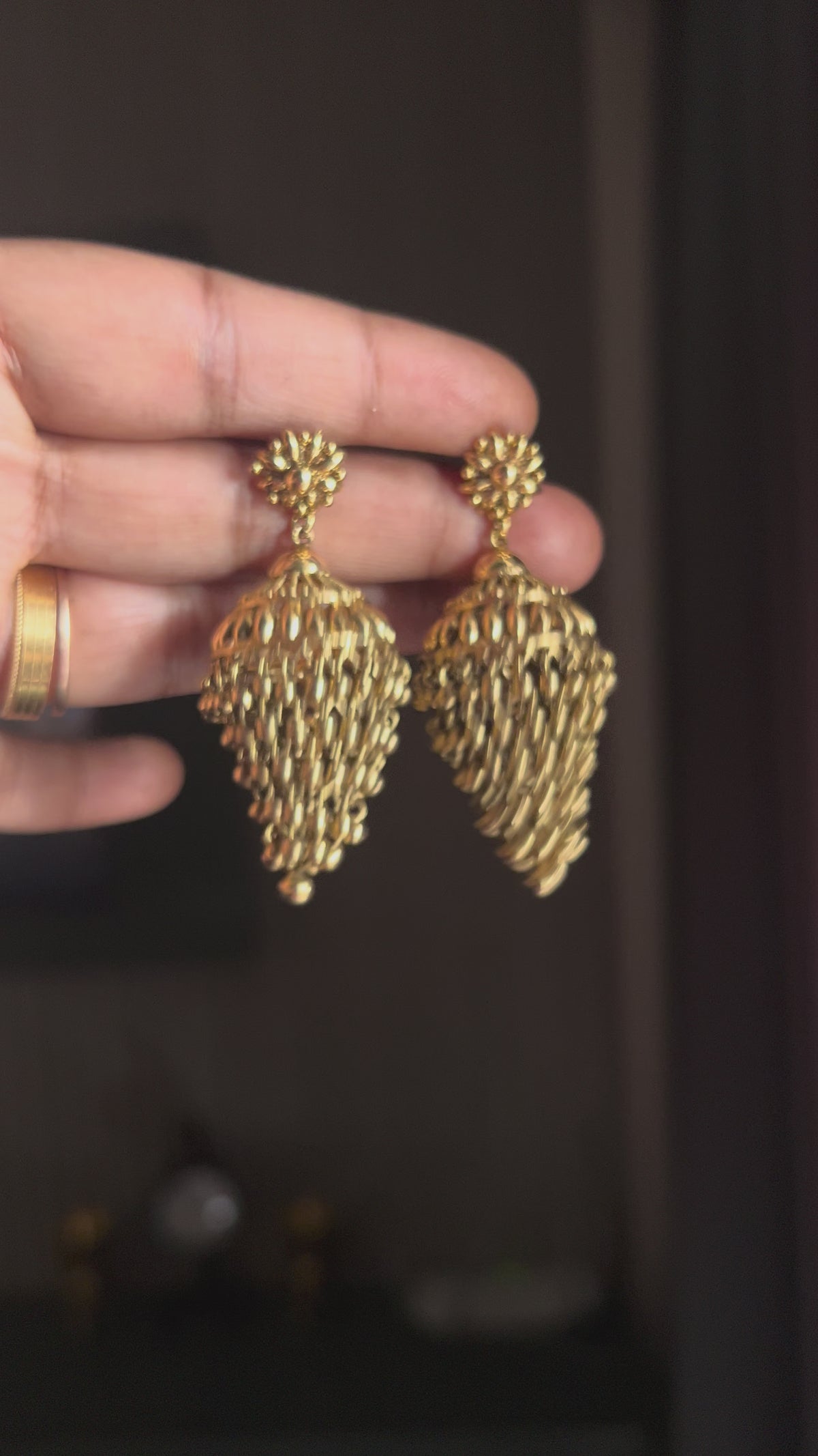 MUNDHIRI - JHUMKA