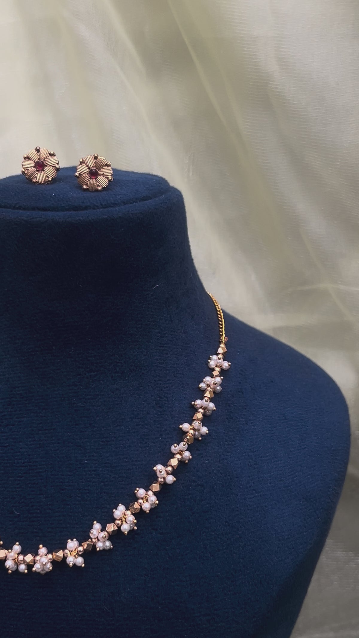 NECKALCE SET - TEJASVI - PEARL GOLD