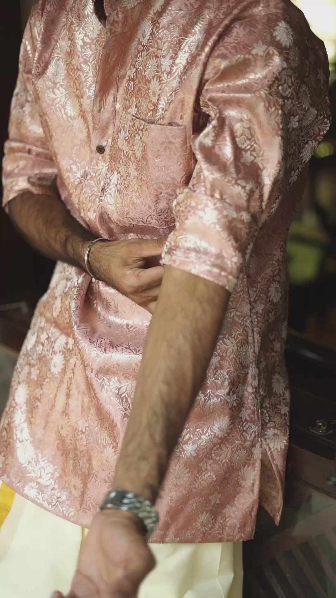 SHORT KURTA BENARAS BROCADE
