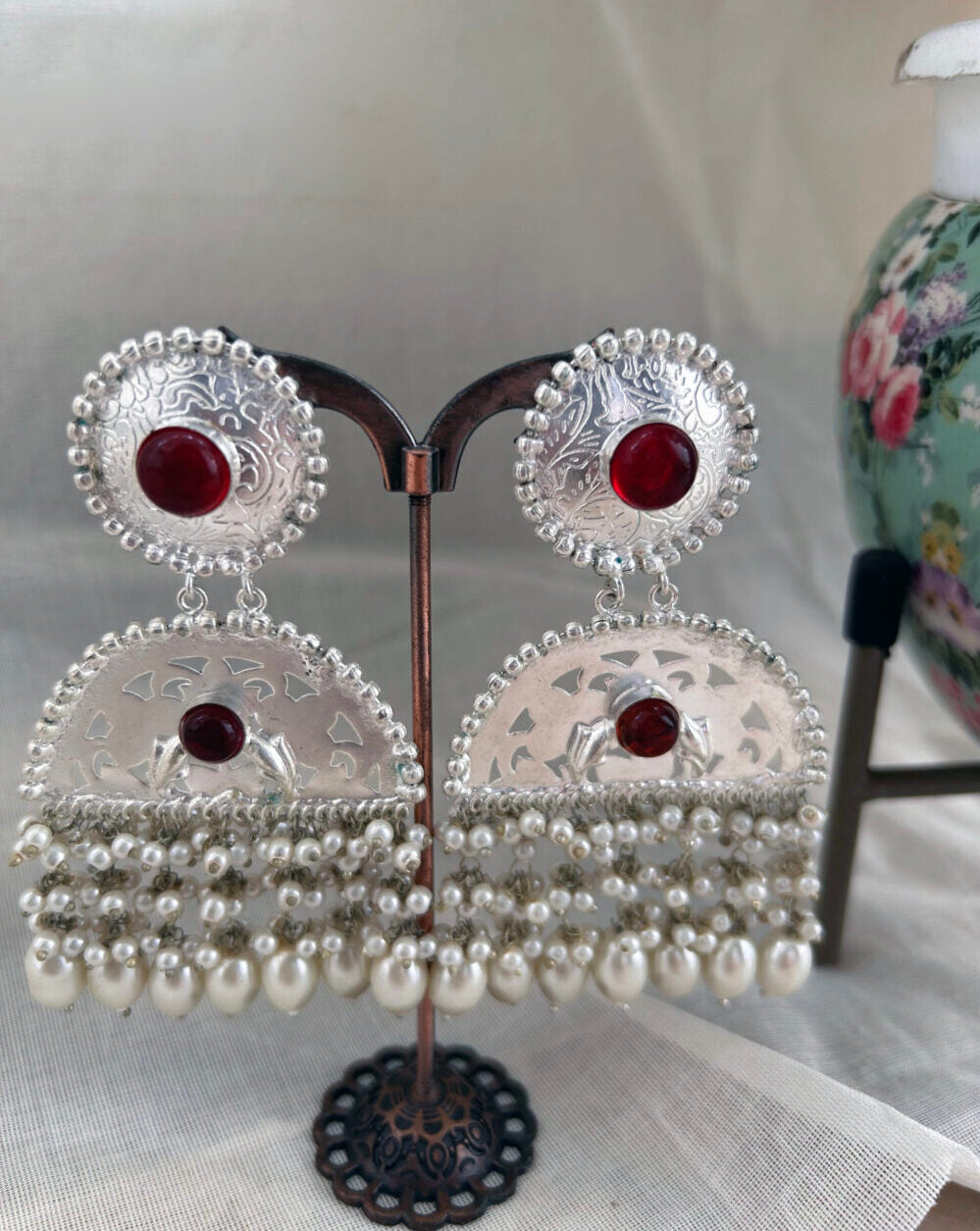 SILVER DROPS – JHUMKA RED