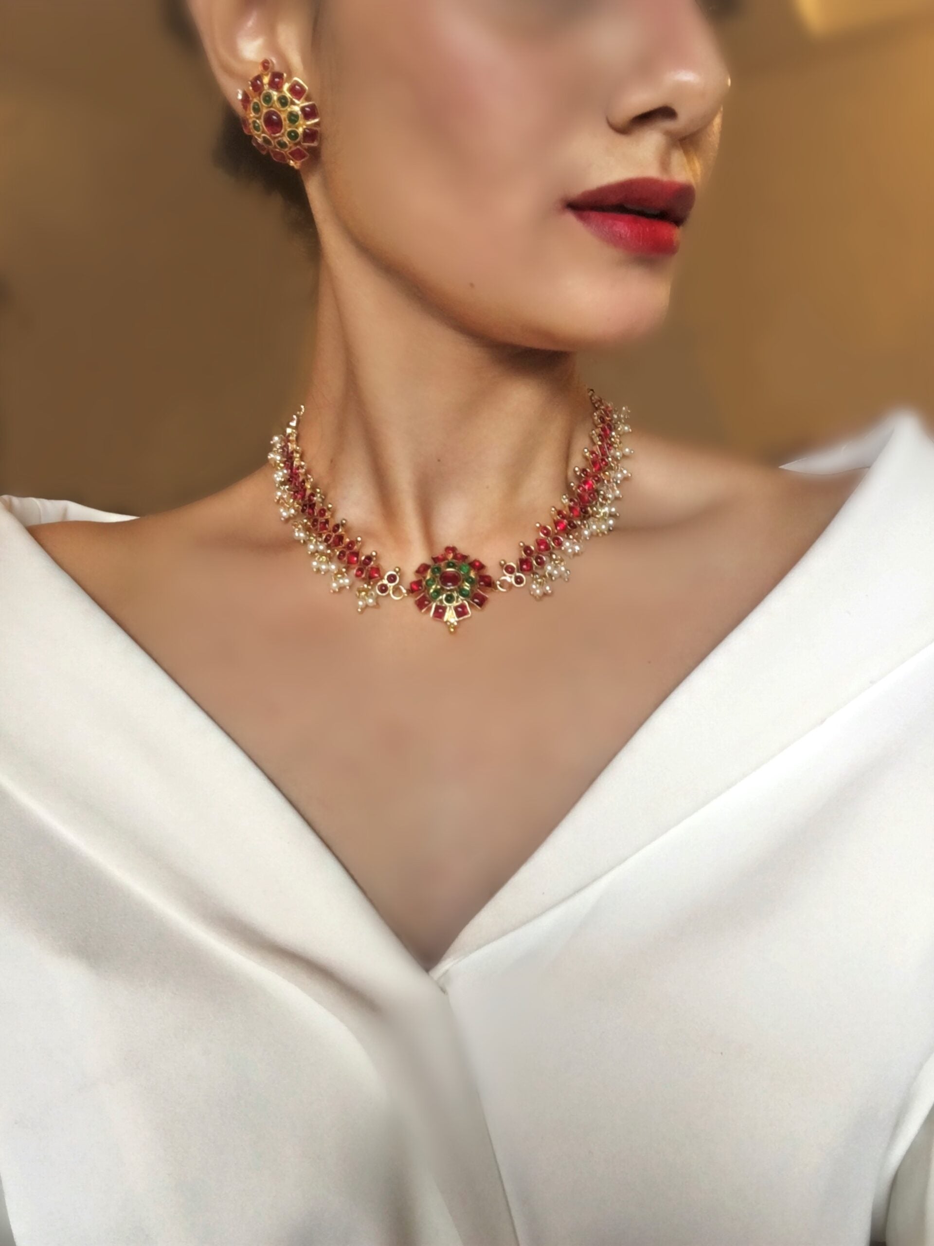 NEERAJA - KEMP CHOKER